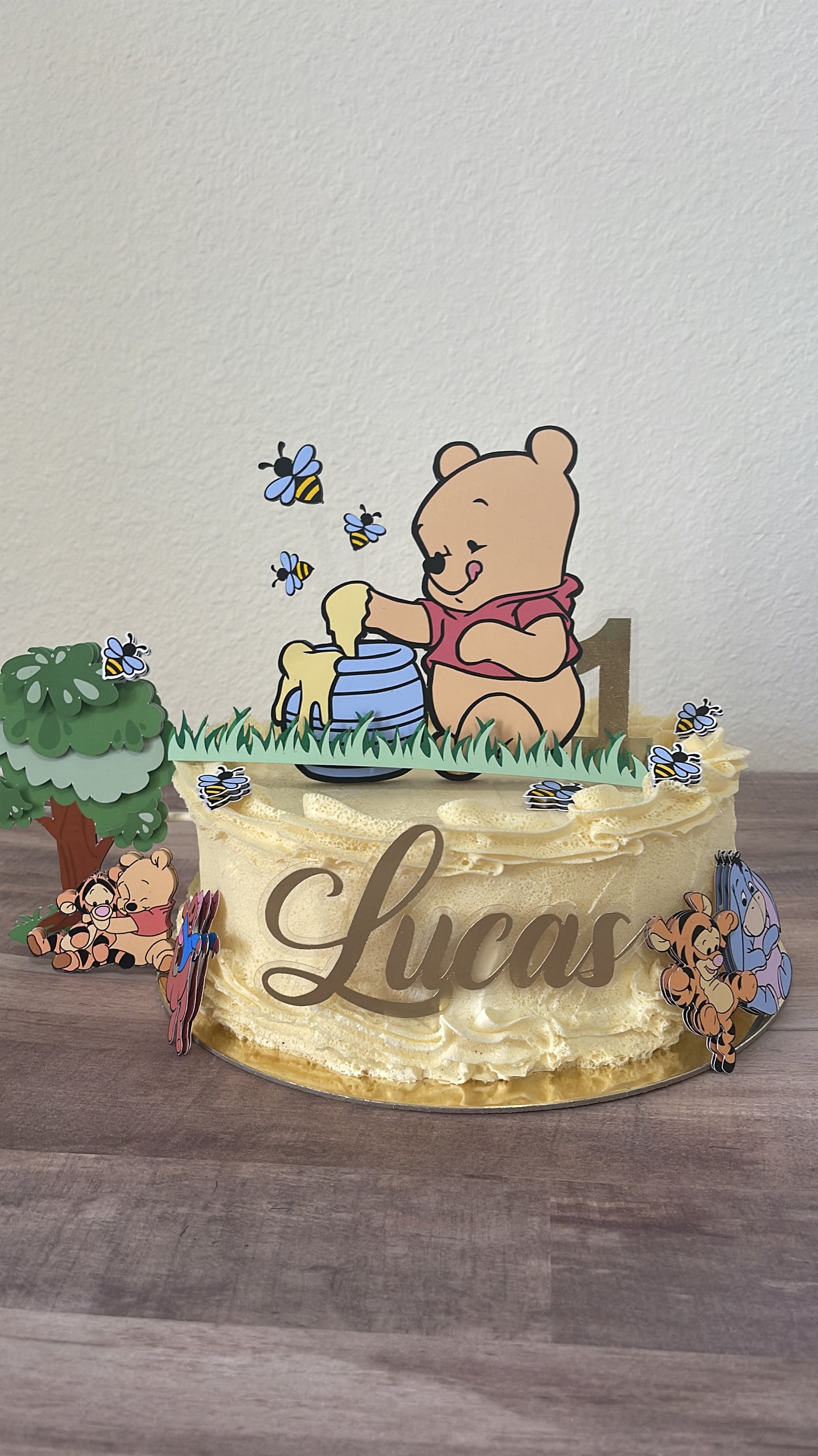 Winnie Pooh Decoration for cake